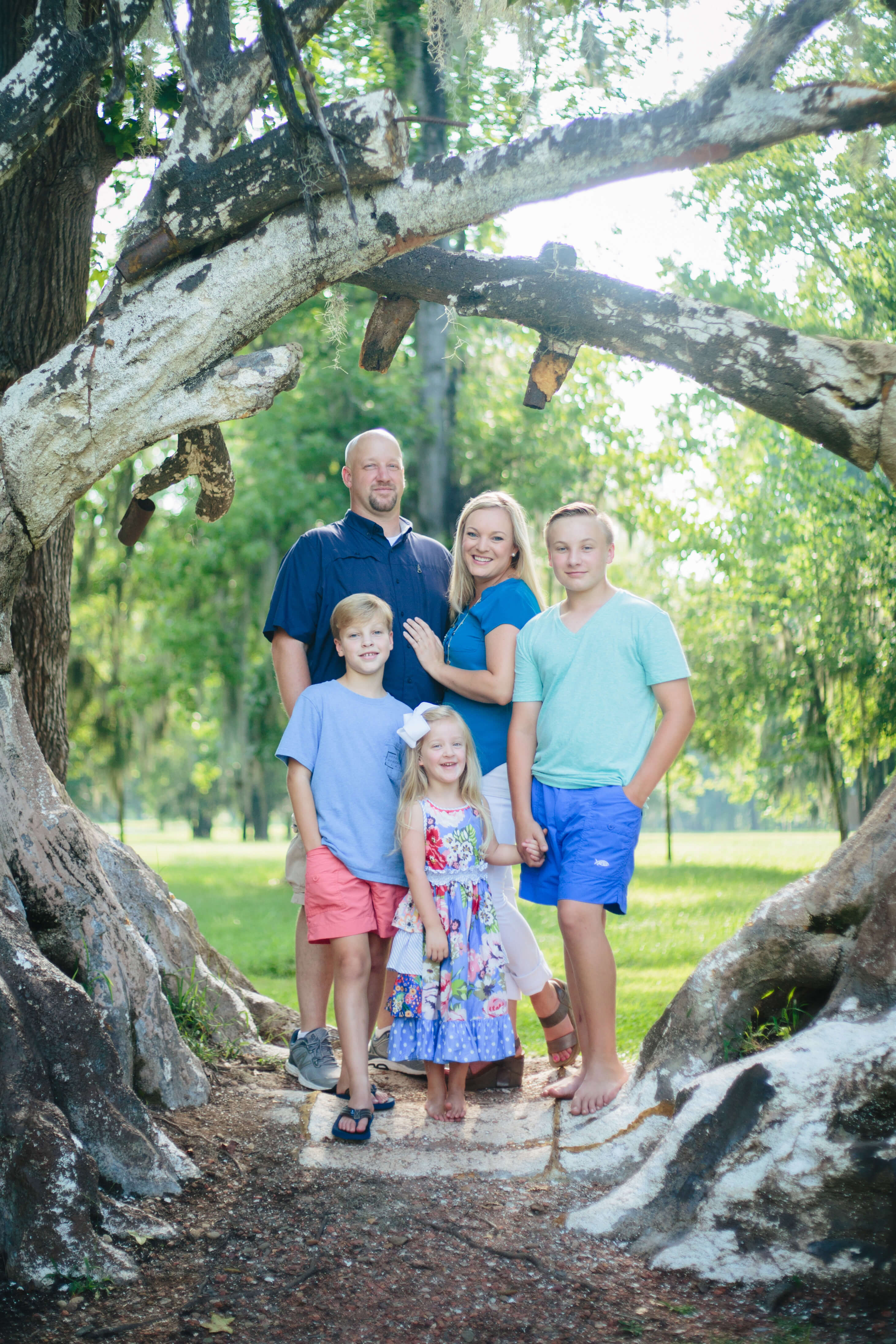 Forest Lake  Summer Family Portrait Session 