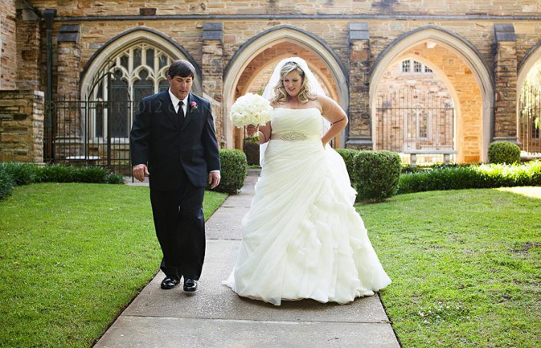 a spring wedding at first united methodist church and union station in montgomery alabama