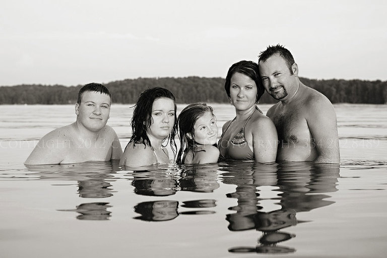 a lake martin family portrait session