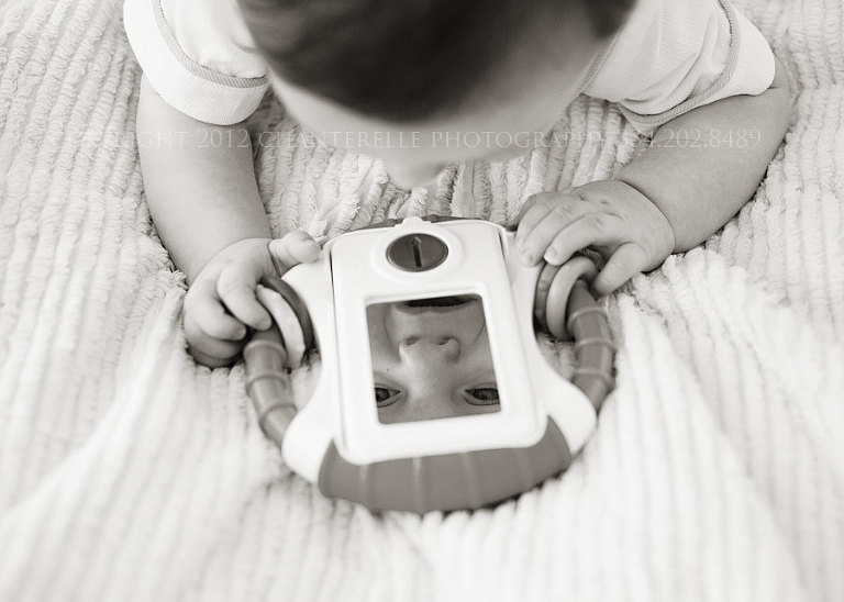 a lifestyle baby portrait session at blount cultural park in montgomery alabama