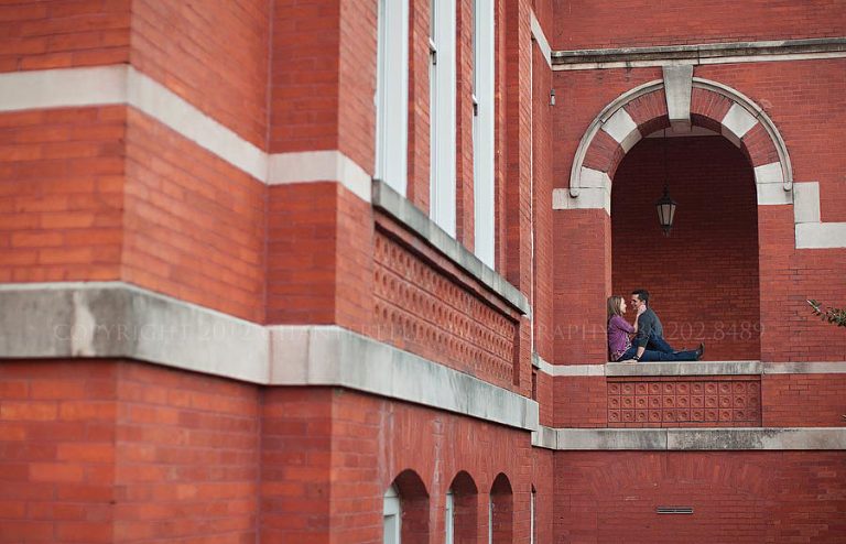 a samford hall engagement picture in auburn alabama