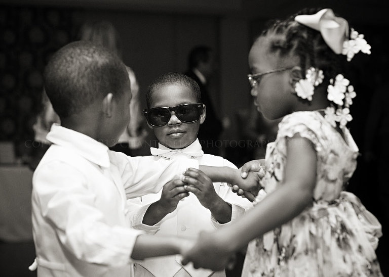 kids dancing at an alley station wedding in montgomery alabama