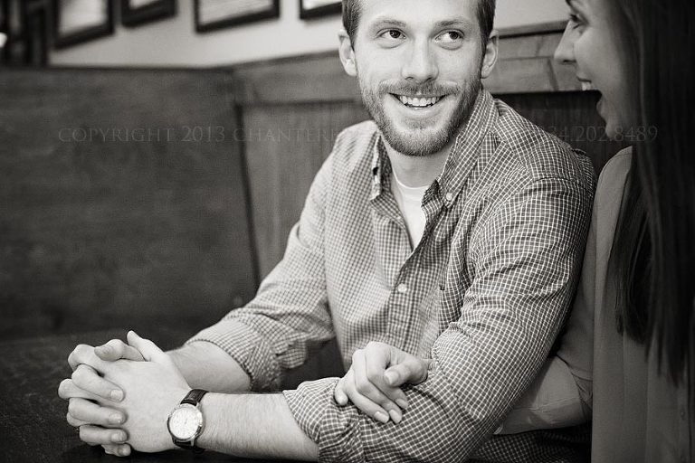 big blue bagel engagement pictures