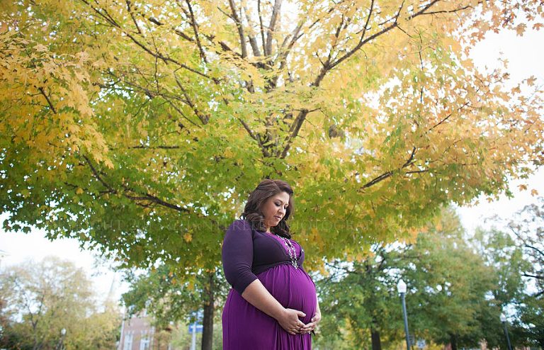 fall maternity pictures in auburn