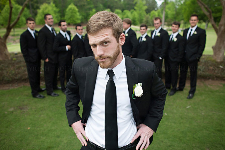 funny groom with groomsmen picture