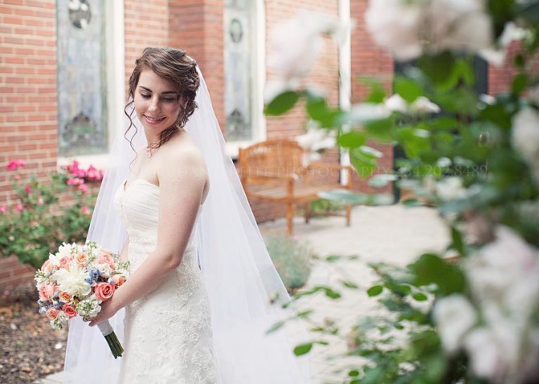 bride at gallatin first united methodist church wedding