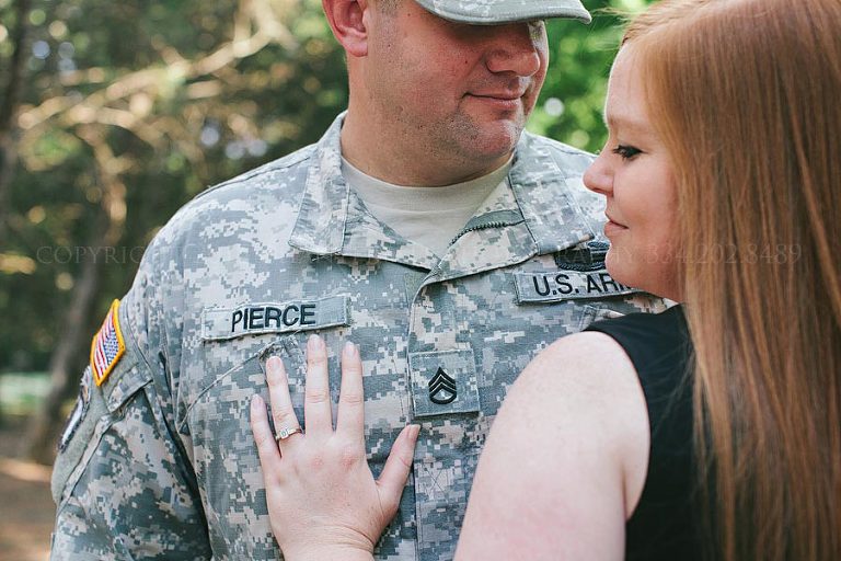 engagement pictures in military uniform