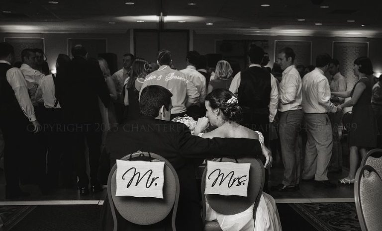 sweetheart table at auburn hotel wedding