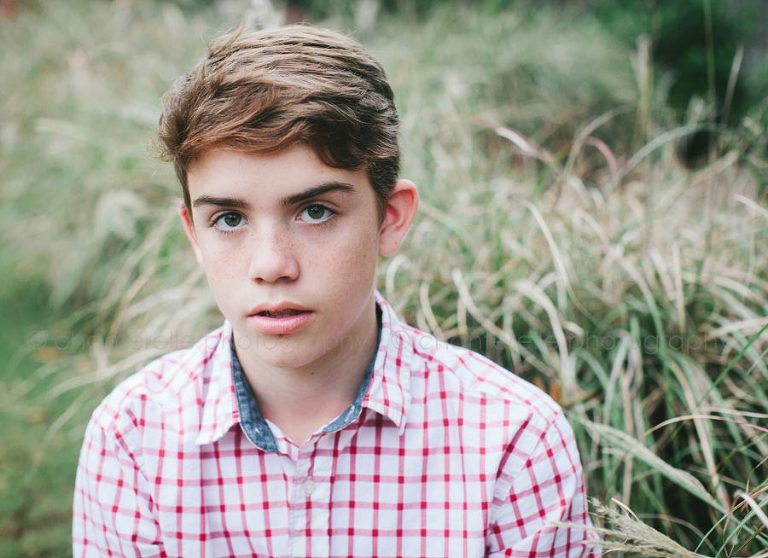 teenage boy in montgomery photo session