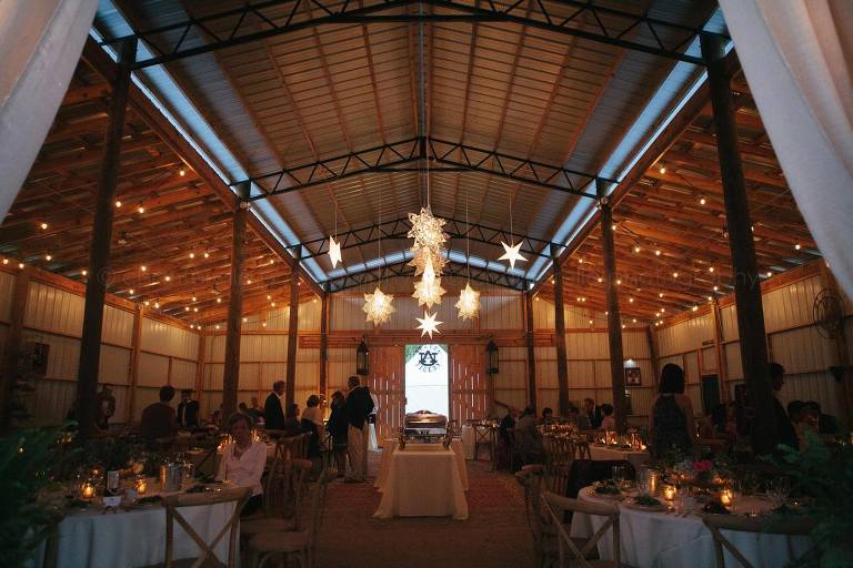 barn decorated for rustic alabama wedding