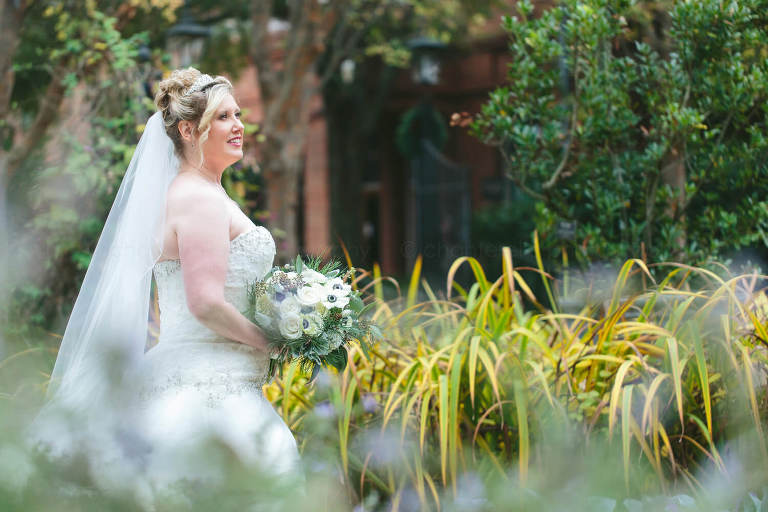 bride in alabama shakespeare garden