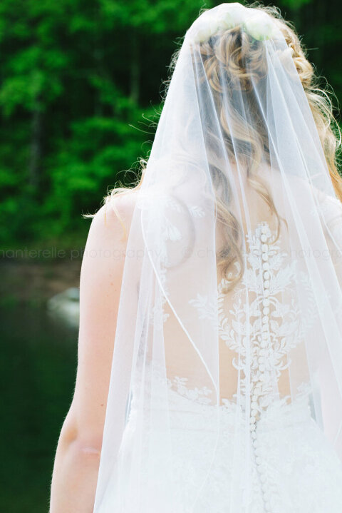 buttons and lace on the back of bride's dress in north carolina