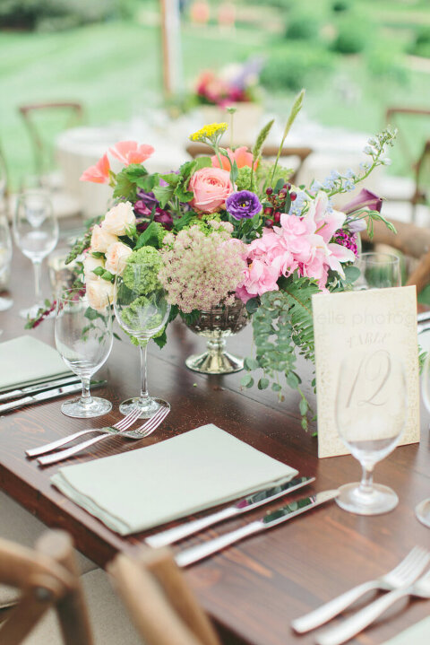 place settings at lonesome valley wedding