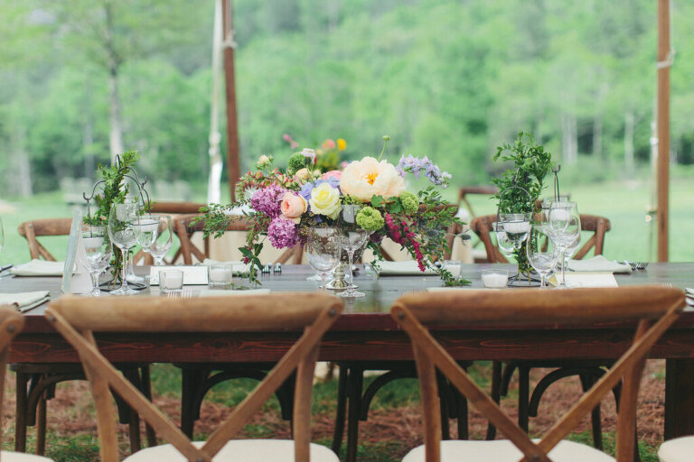 floral centerpiece at lonesome valley wedding reception