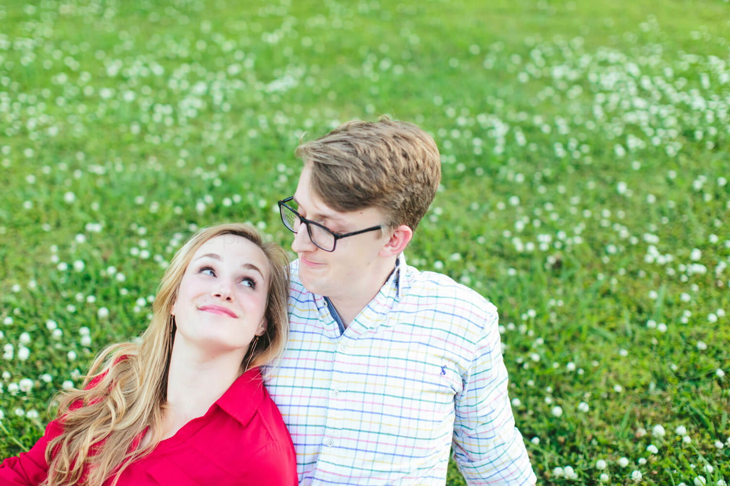 silly engagement pictures in alabama